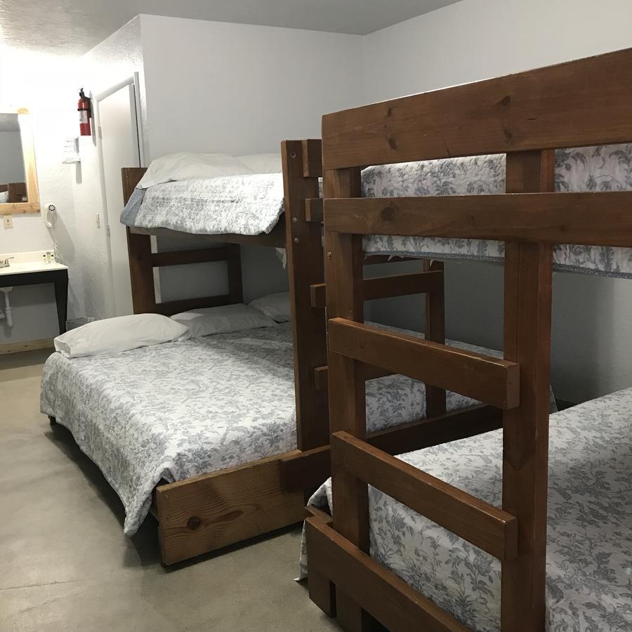 Arrowhead Point Lodge & Campground Kingston 외부 사진