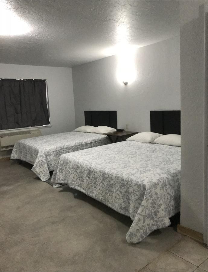 Arrowhead Point Lodge & Campground Kingston 외부 사진
