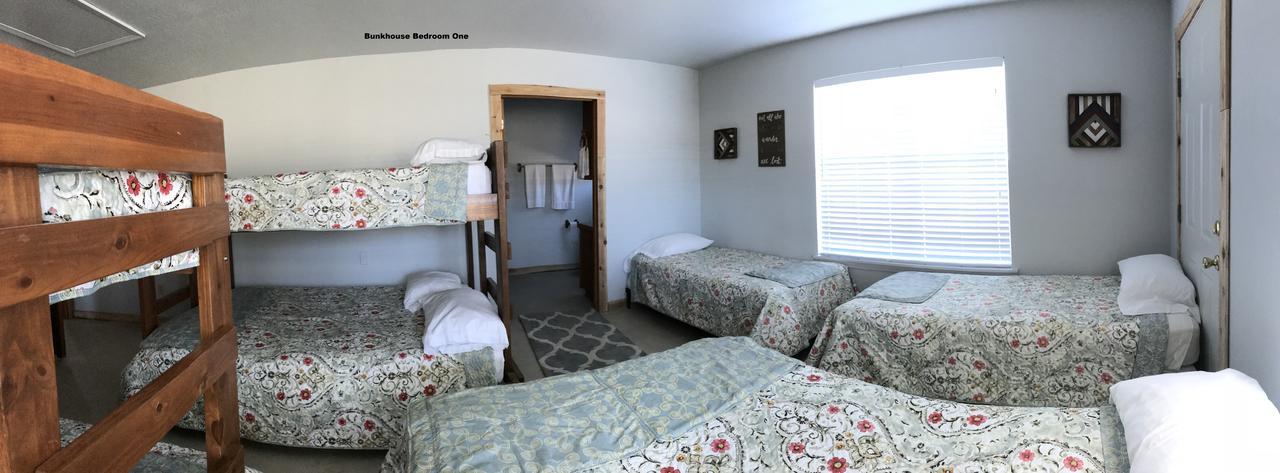 Arrowhead Point Lodge & Campground Kingston 외부 사진